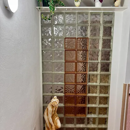 49 Apartament *